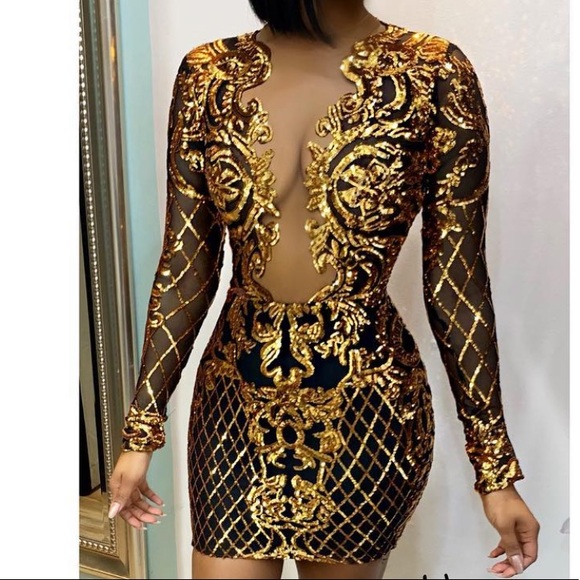 House of CB Dresses & Skirts - Sequin black and gold dress